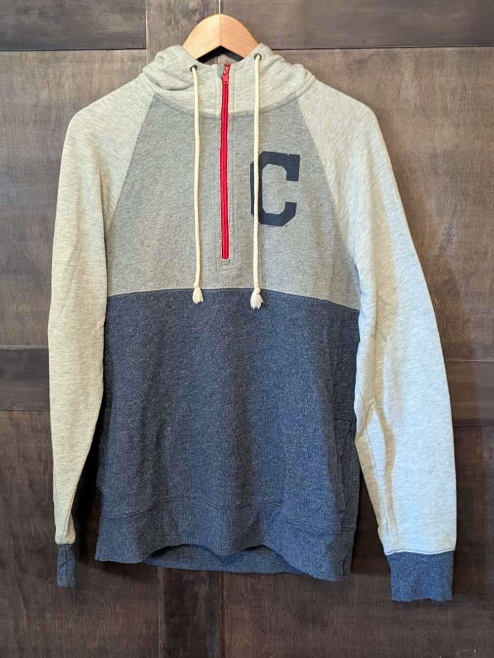 Homage Vintage Style Cleveland Indians Pullover Hoodie - Men's M - Colorblock